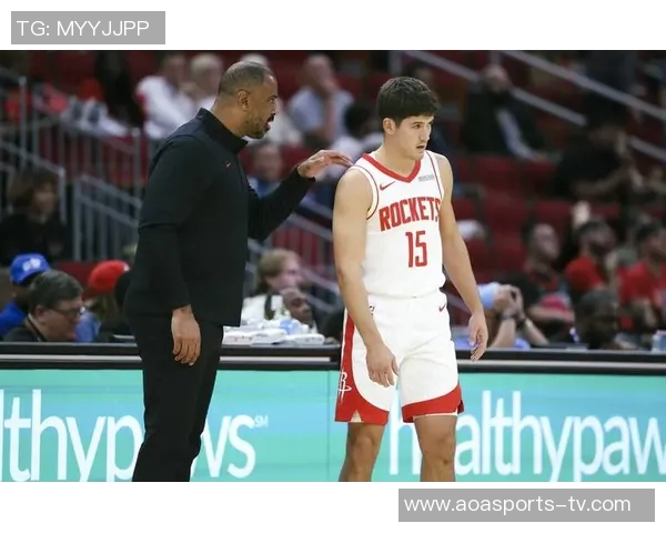 火箭队三分命中率领跑联盟却出手数垫底背后原因何在