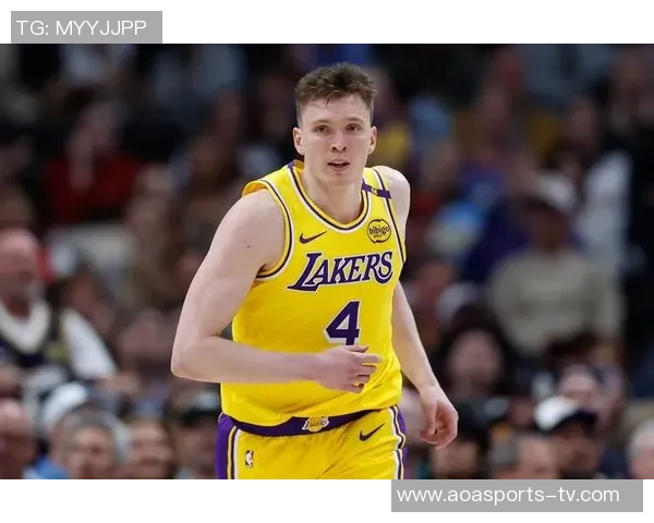 雷迪克盛赞八村投篮精准如激光武器坚信他终将命中每一球