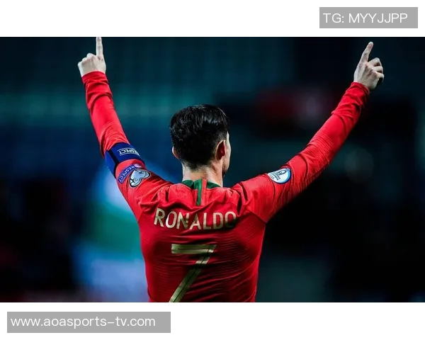 C罗年度进球41个再创佳绩距离生涯千球目标仅差43球 C罗年度进球41个再创佳绩距离生涯千球目标仅差43球