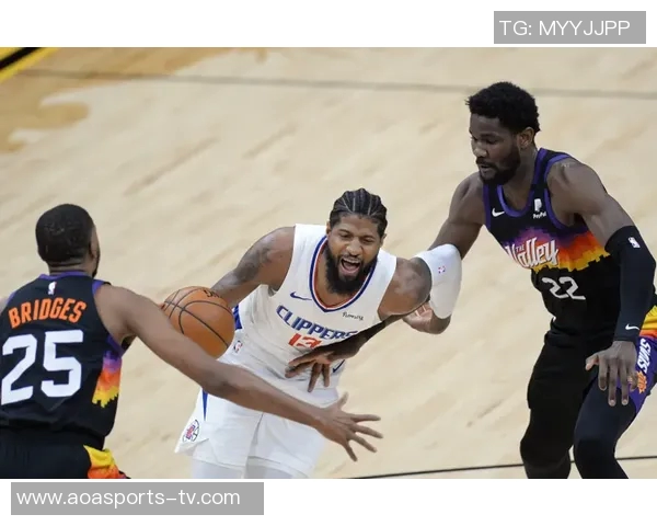 保罗乔治首节表现抢眼9分钟内砍下8分3板1断展现攻击欲望