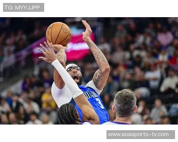 高低对比新赛季数据解析：弗拉格与浓眉的精彩表现一览