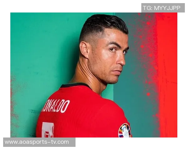 C罗私人飞机现身波兰价值超7000万欧年维护成本超百万